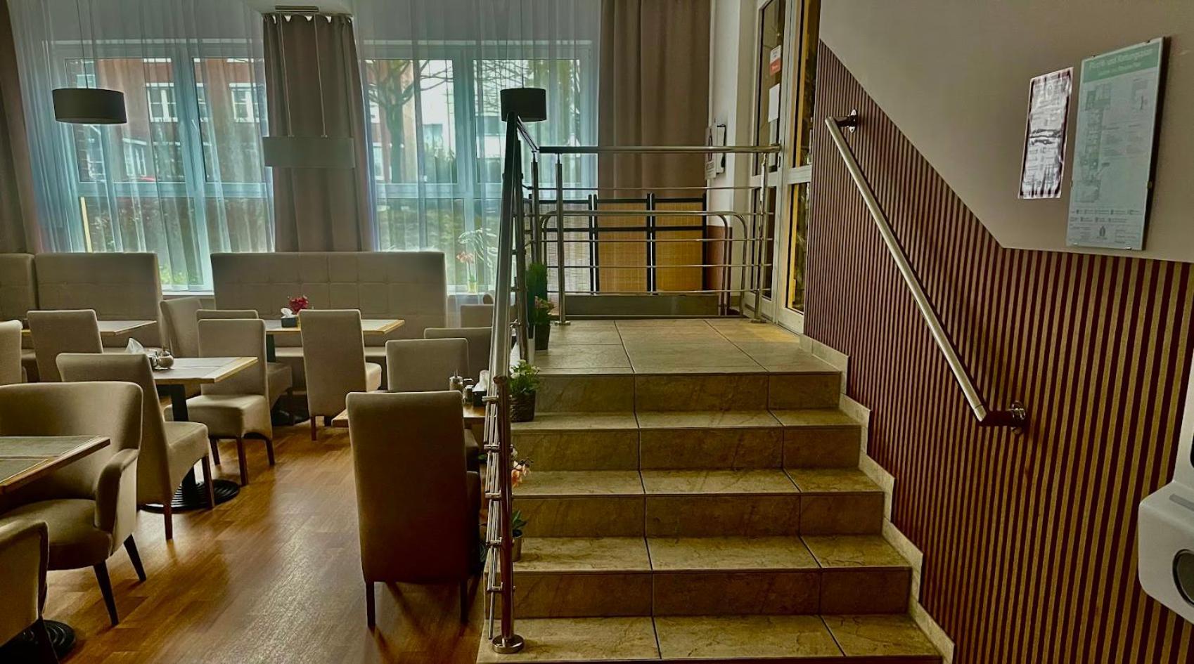 Hotel Denbu Хамбург Екстериор снимка